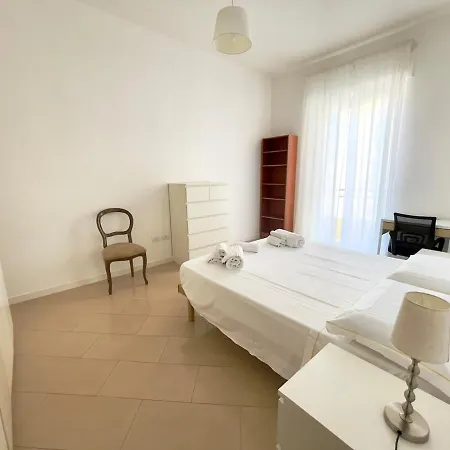 Mia - Big In The Center Apartman